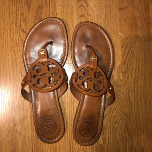 Tory Burch Miller Vintage vachetta size 8